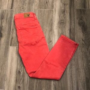 American Eagle colored cropped jean